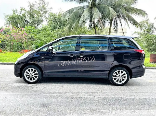 TOYOTA PREVIA
